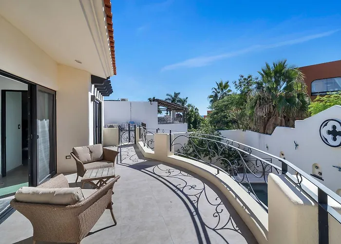 Marbella Lane Premium Ocean View & Pool *
