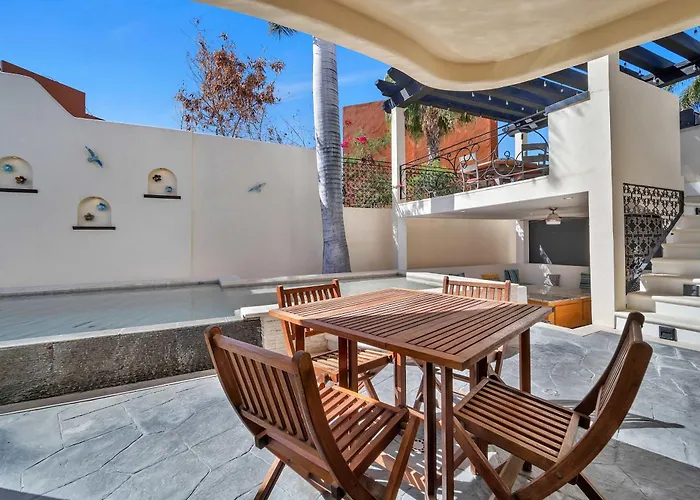 Marbella Lane Premium Ocean View & Pool Holiday home