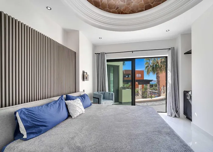Marbella Lane Premium Ocean View & Pool Holiday home Cabo San Lucas